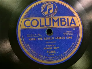 small_columbia a2385 a.webp